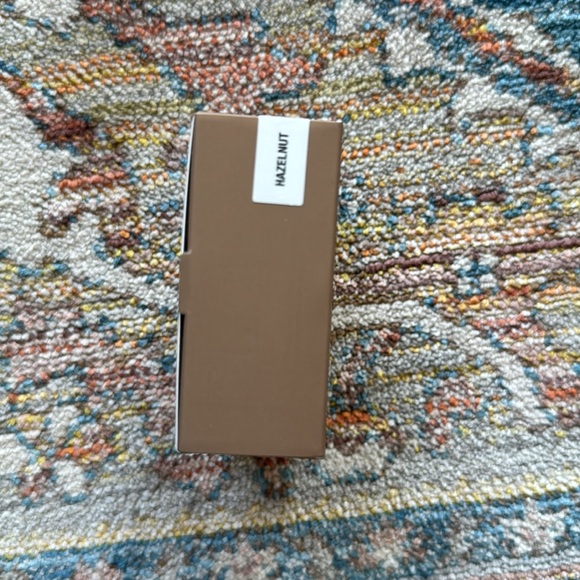 Anastasia Beverly Hills Matte Contour and Sculpt Cream Bronzer - Picture 4 of 5